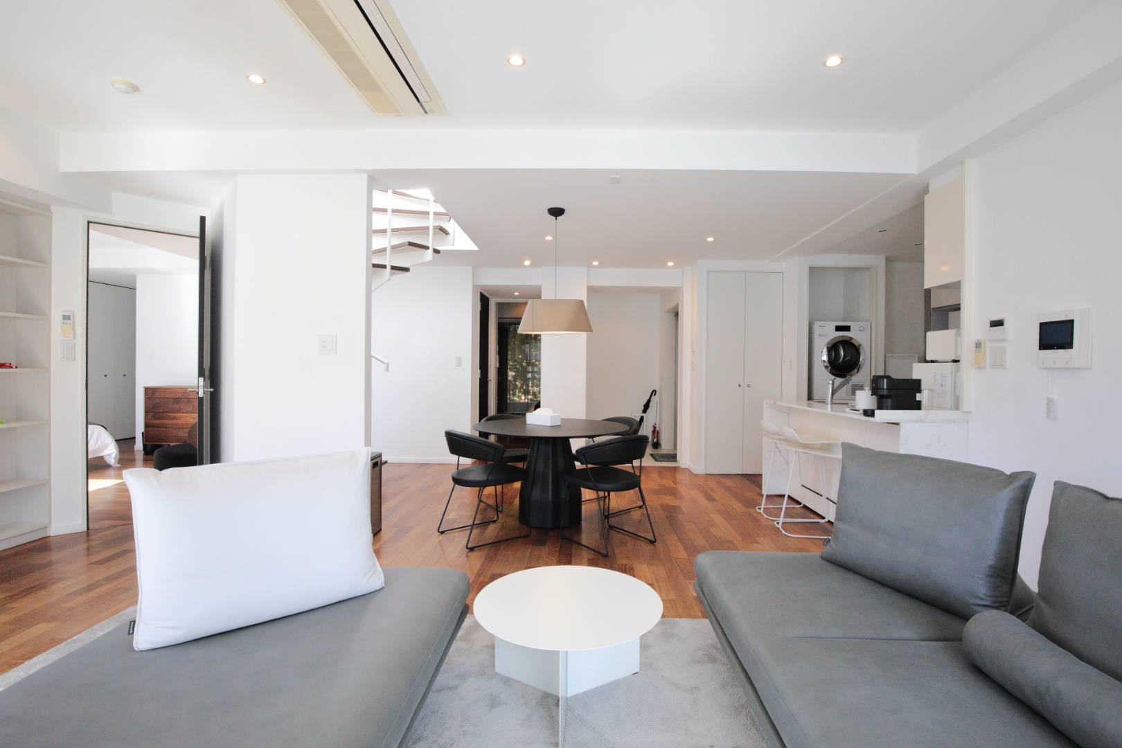 The Yu Minami Aoyama 302