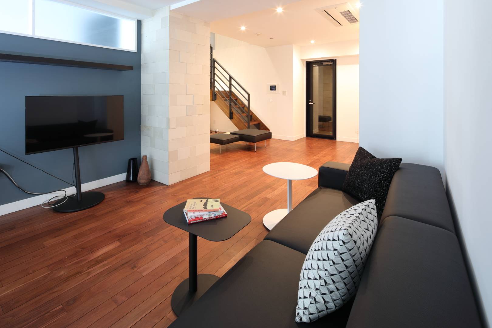 The Yu Minami Aoyama 103