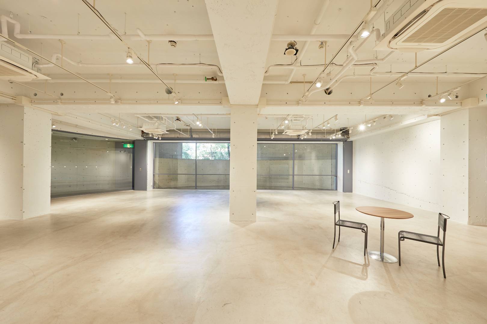スタジオの画像