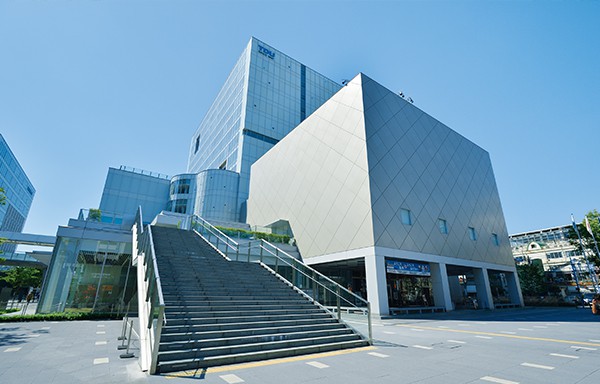 Đại học Điện khí Tokyo Banner