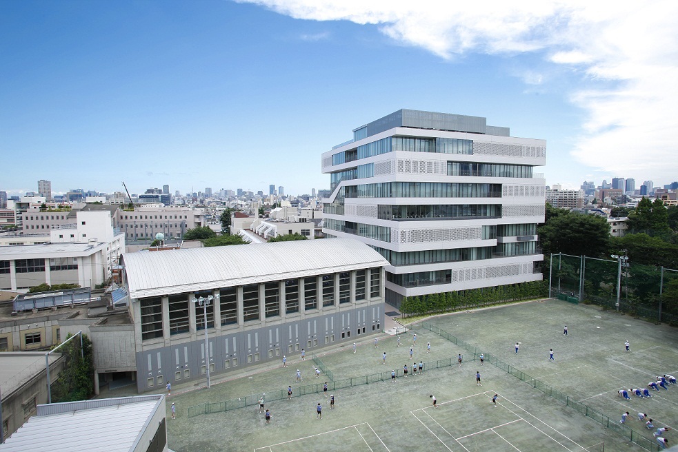 Đại học Nữ sinh Atomi Gakuen Banner