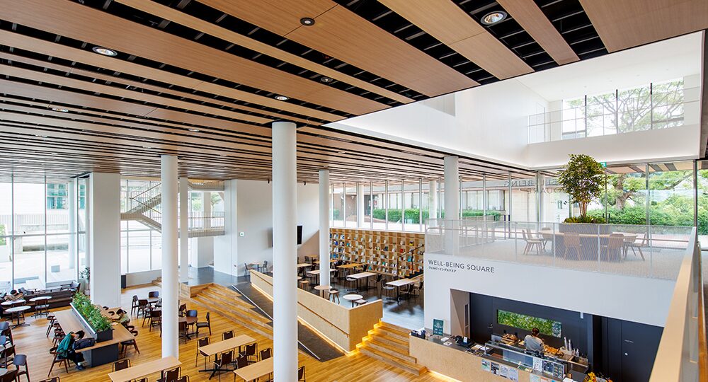 Đại học Công lập Shunan Banner