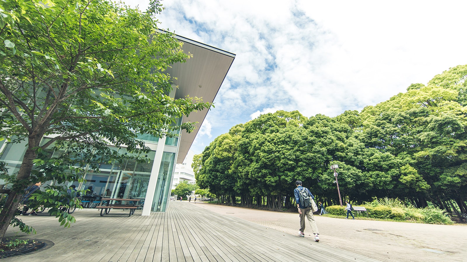 Đại học Quốc lập Yokohama Banner