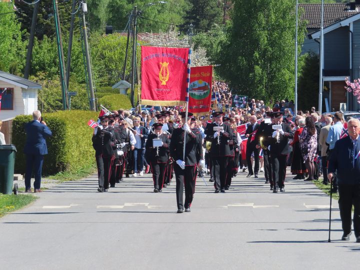 Solberg Musikkorps - Gratulerer med dagen