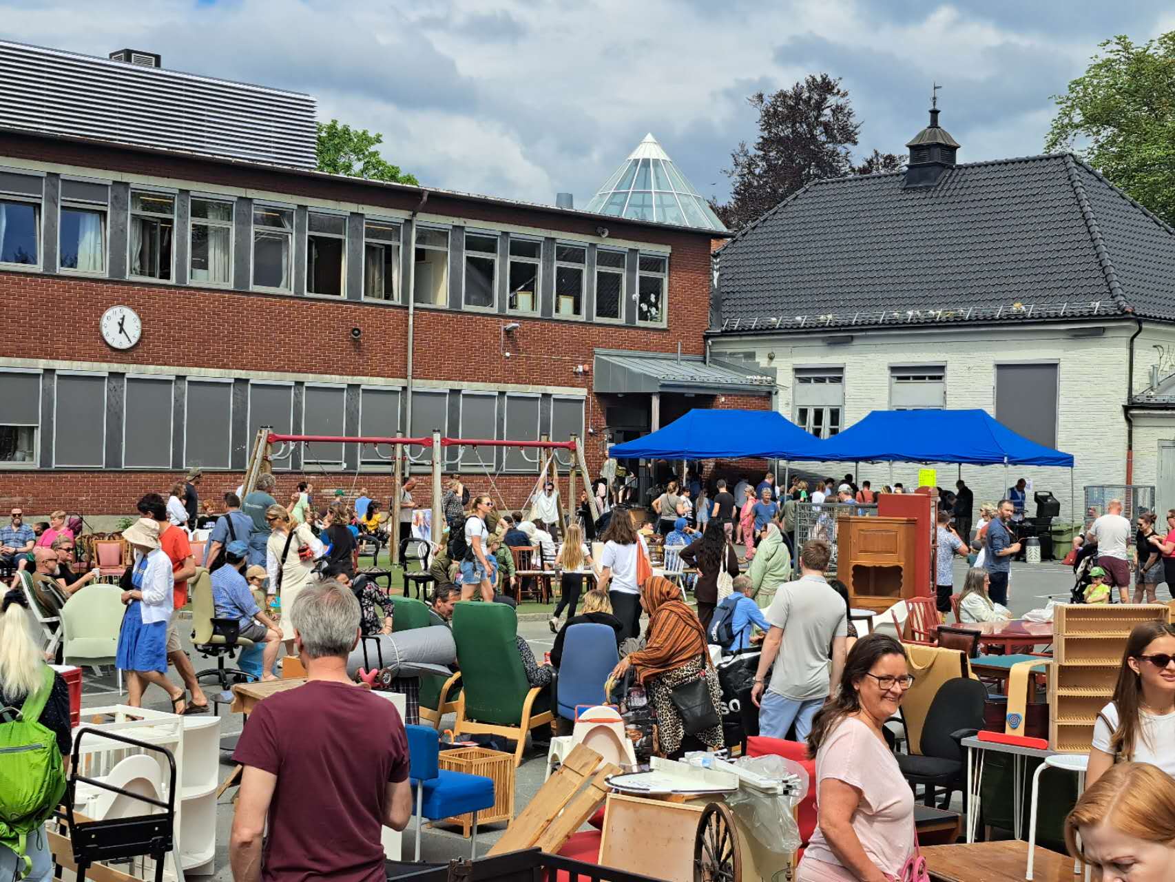 Velkommen til Oslos hyggeligste loppemarked – midt på Vinderen!