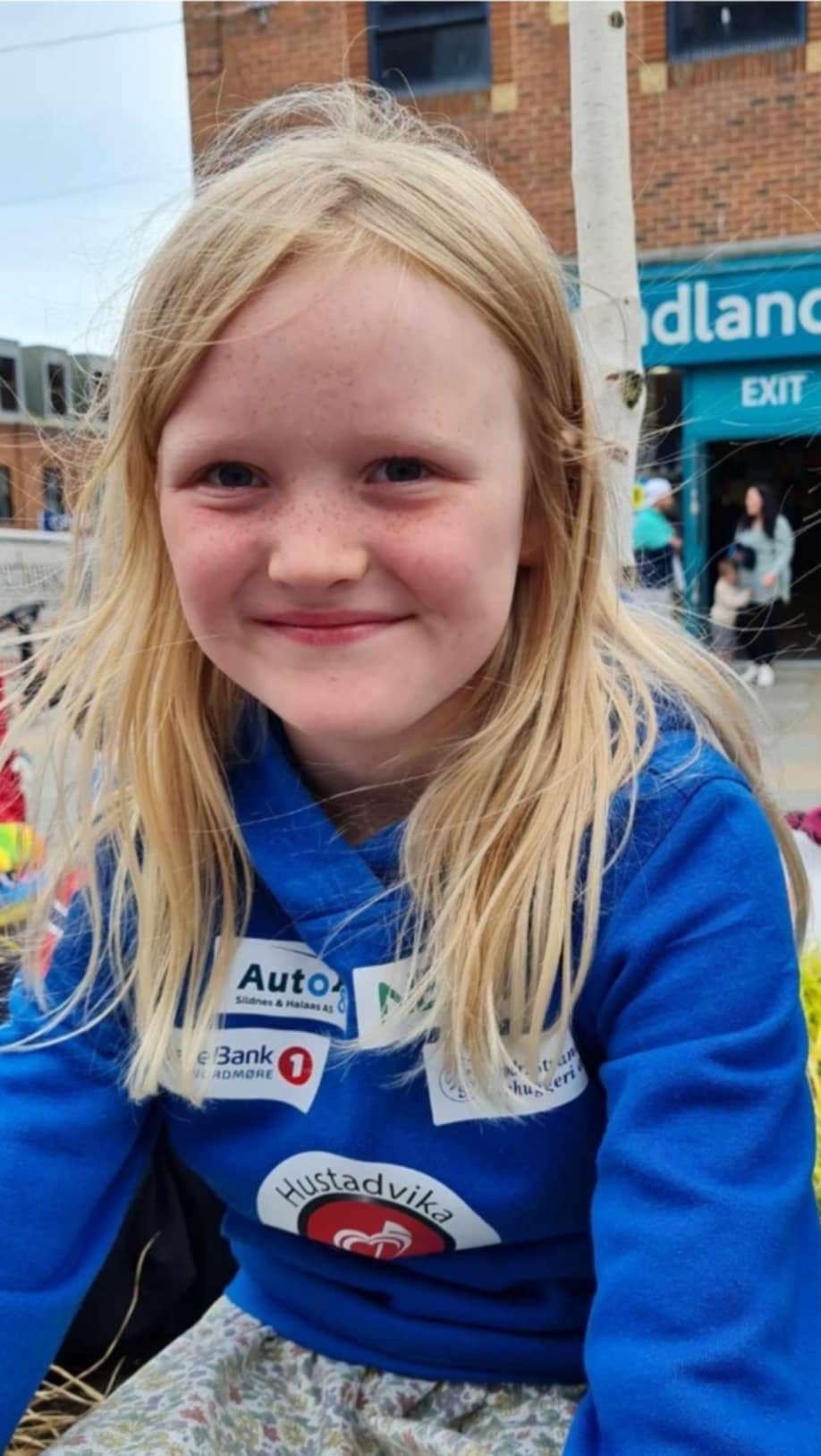 Alma Oline har bursdag i dag 31.03.2025