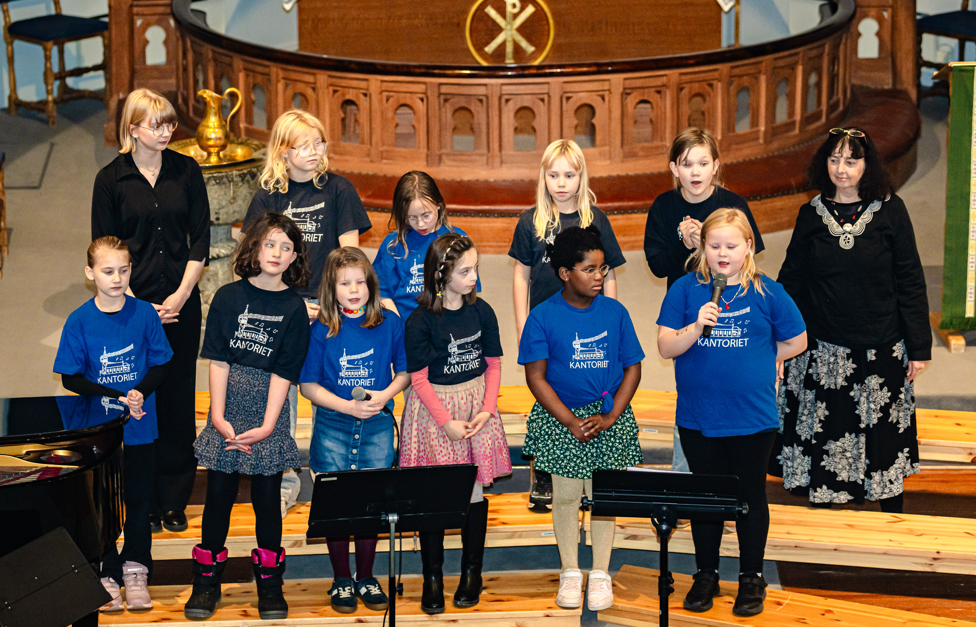 Søndag 9 november - Ås Kirke - Kor,  Korps og Sopran!