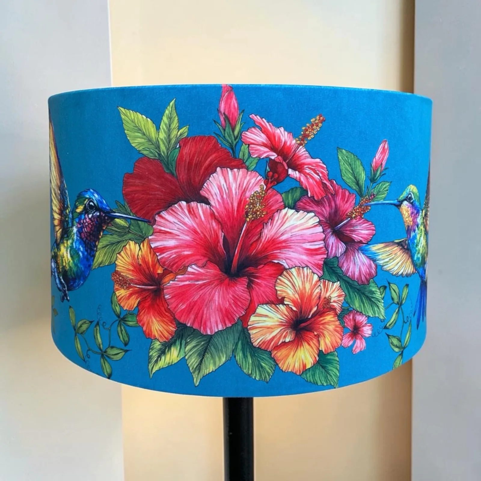 Hummingbird and Hibiscus Shade — image 2