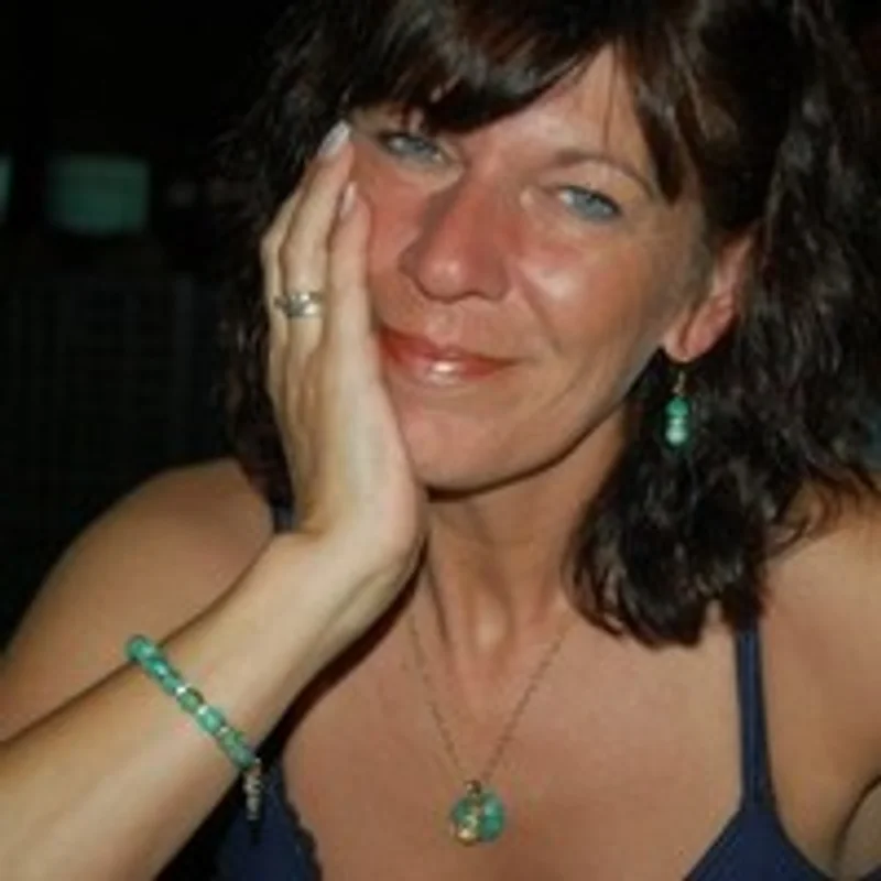 Sue Taghioff