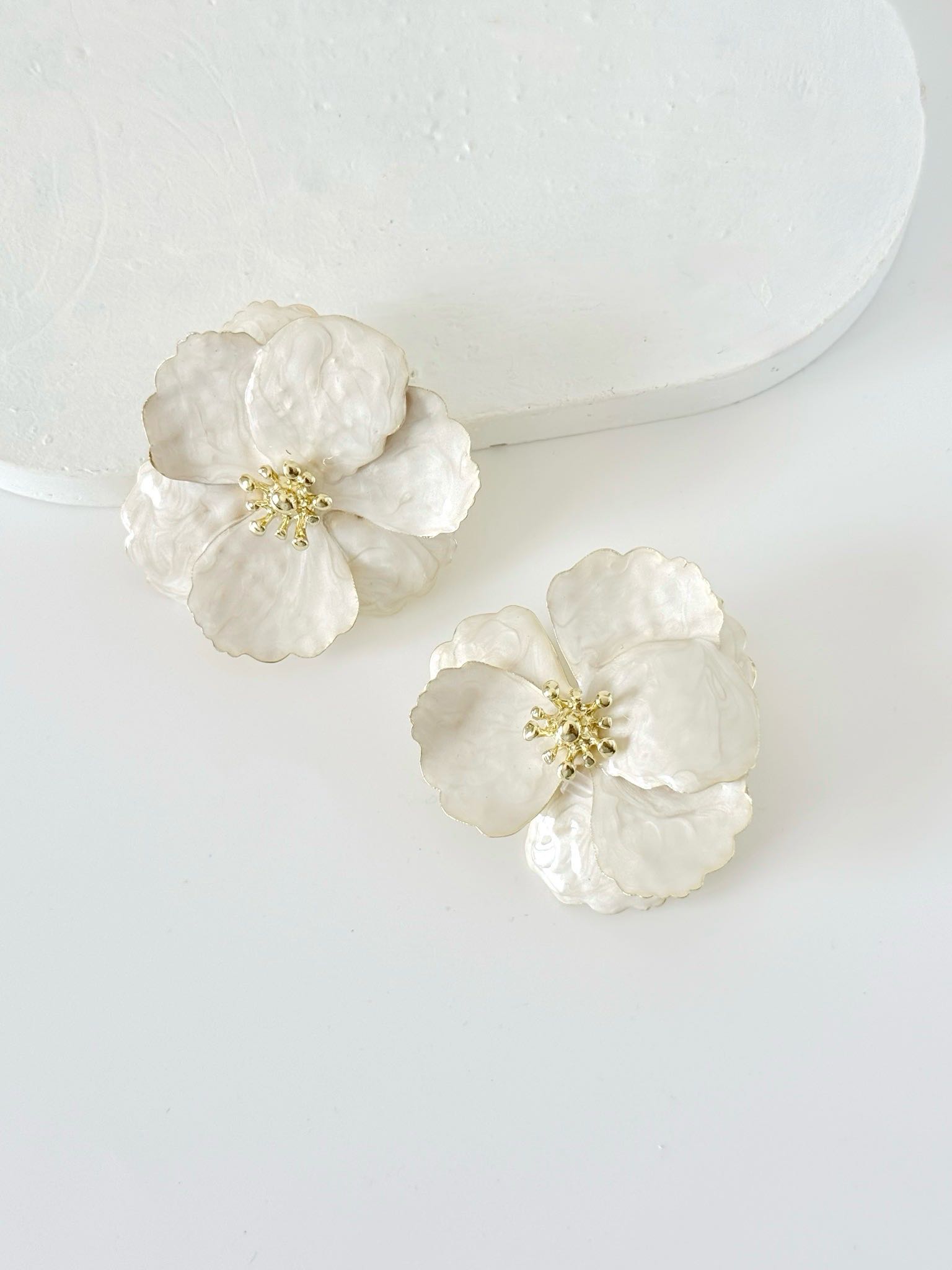 CAMELIA BEIGE 