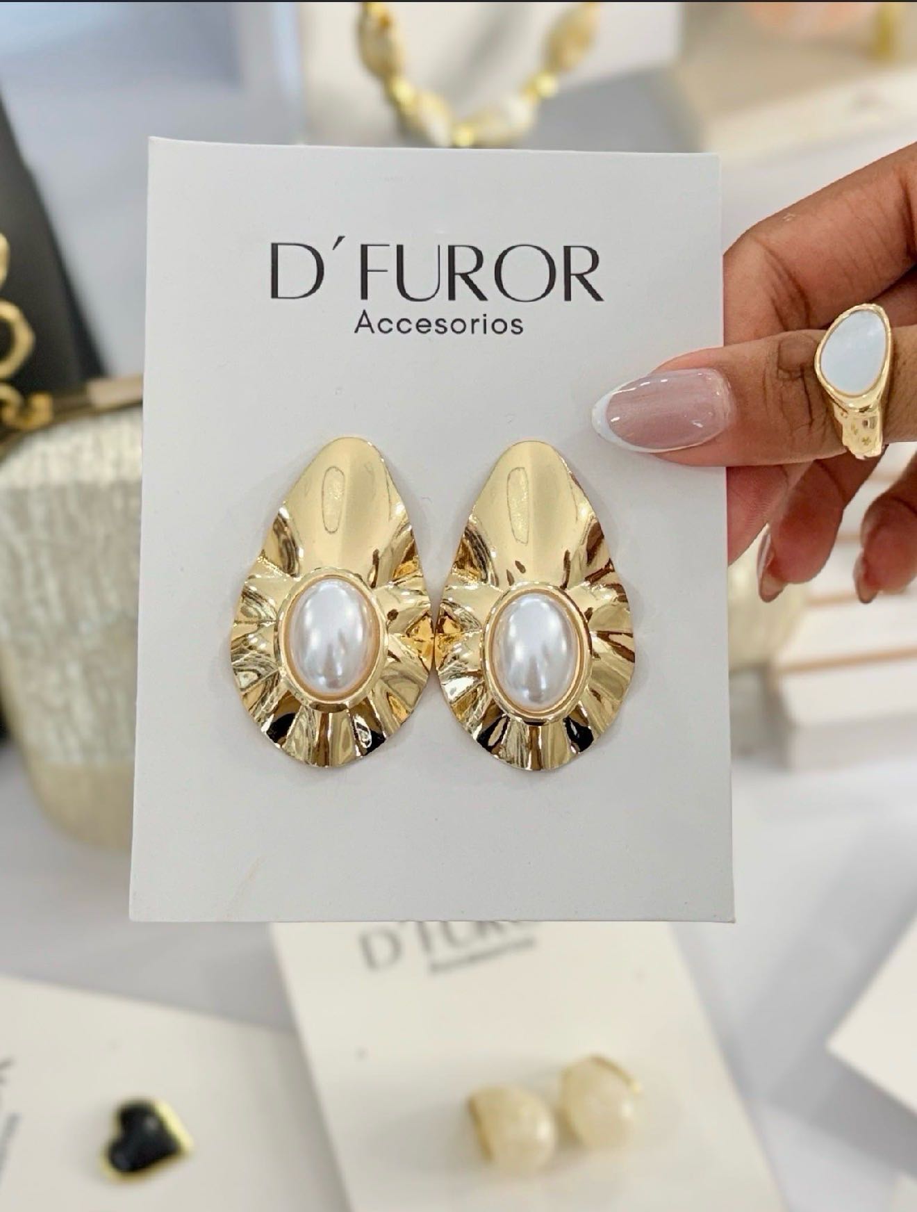 AGATHA MAXI ARETES (F-1223)
