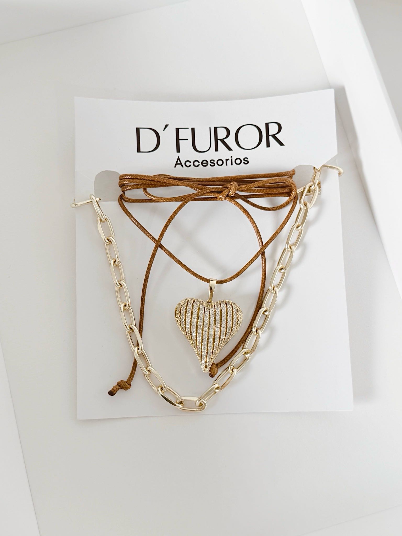 COLLAR AUSTINA 