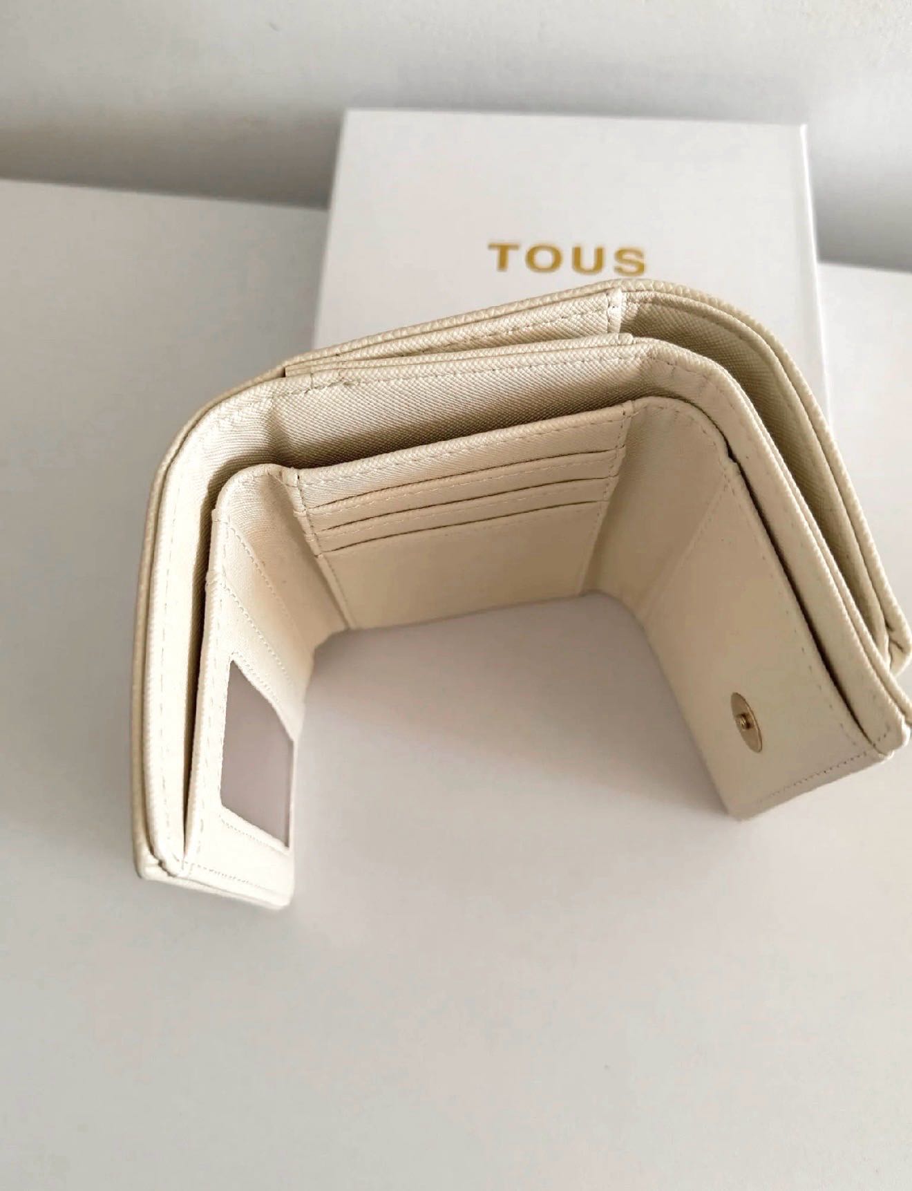 BILLETERA TOUS BEIGE 