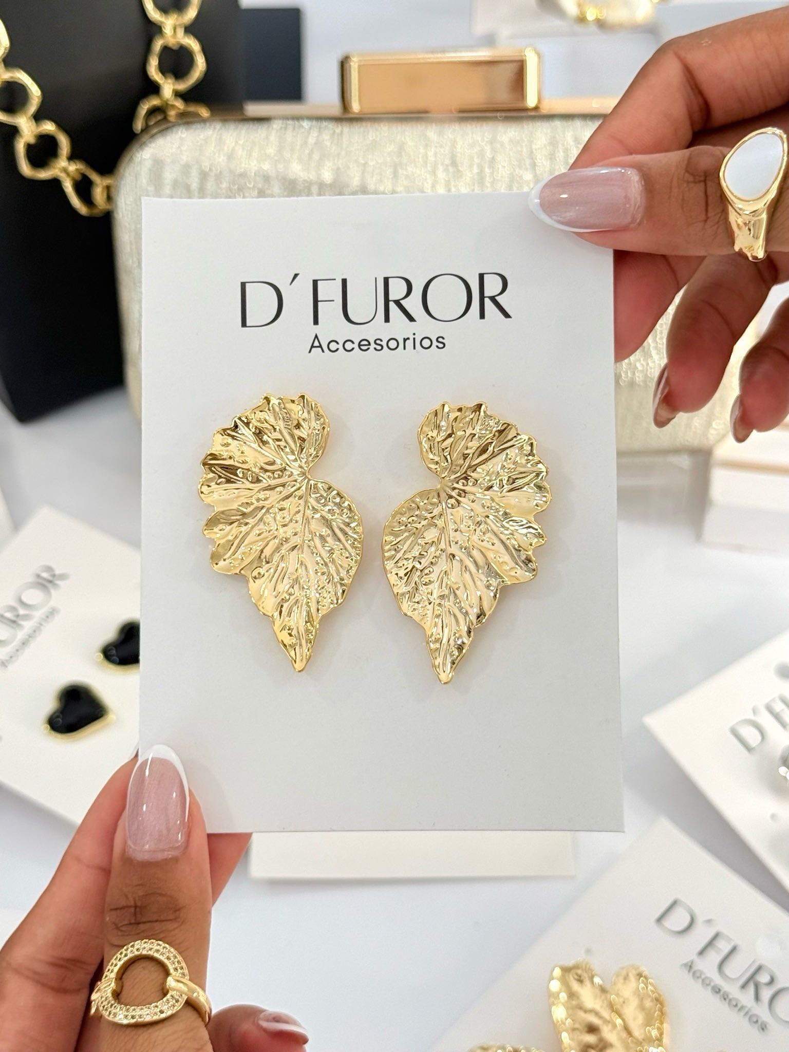 ARIELA MAXI ARETES 