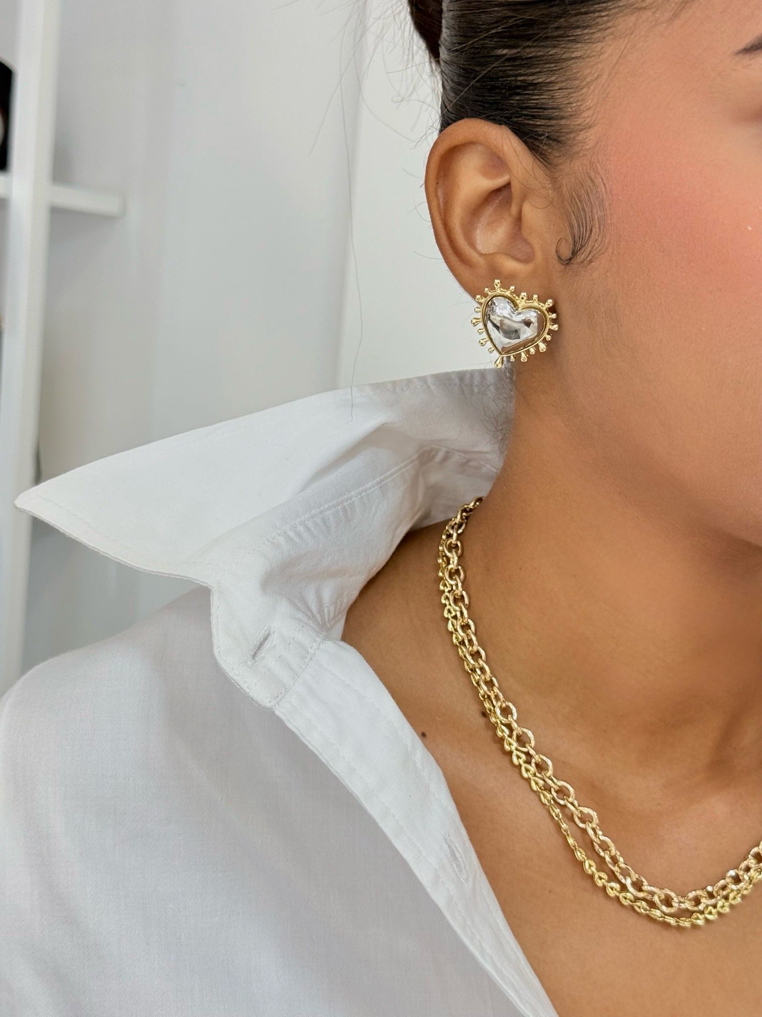 ARETES RAMONA (F-1223)