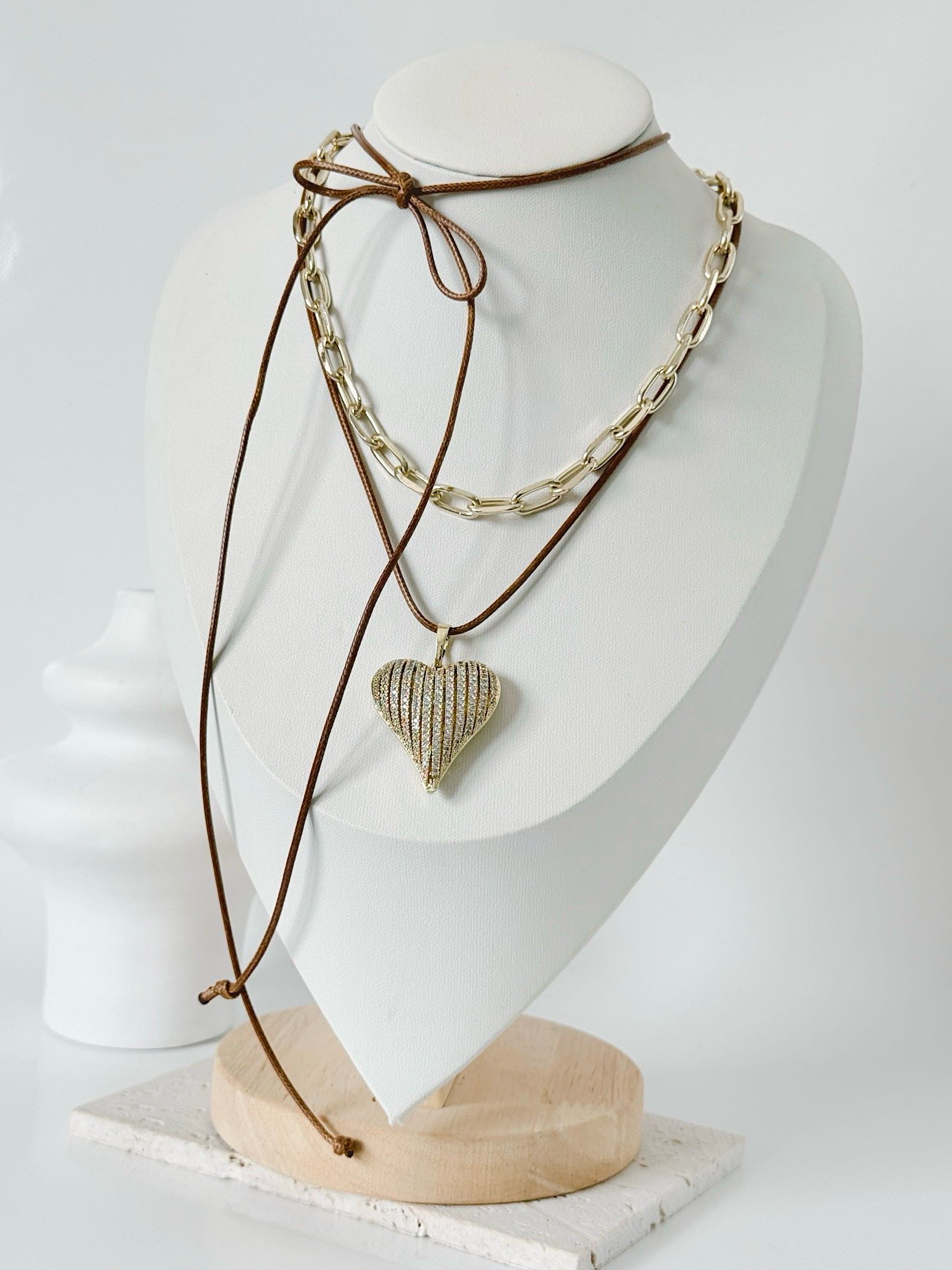 COLLAR AUSTINA 