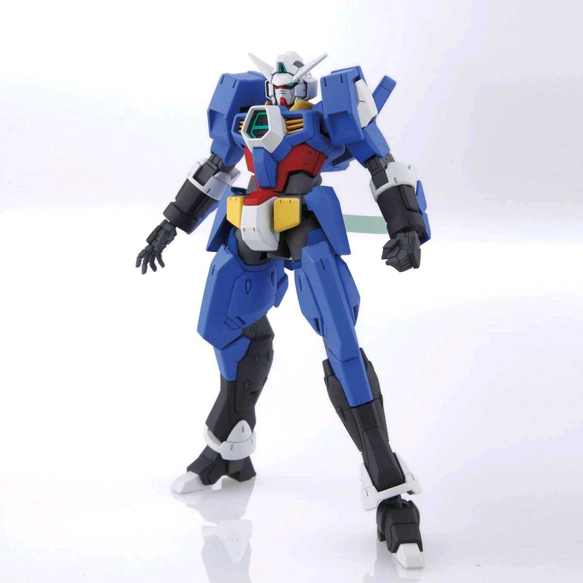 Mobile Suit Gundam Age: /144 HG Gundam AGE-1 Spallow