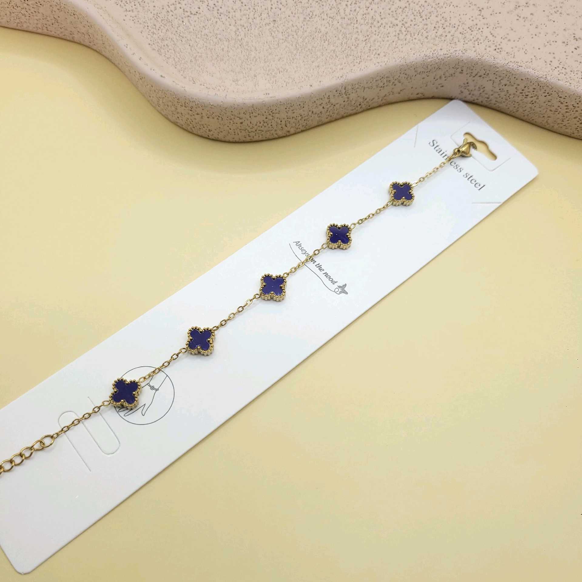 Pulsera Van Cleef azul marino dijes pequeños bordes / acero inoxidable 