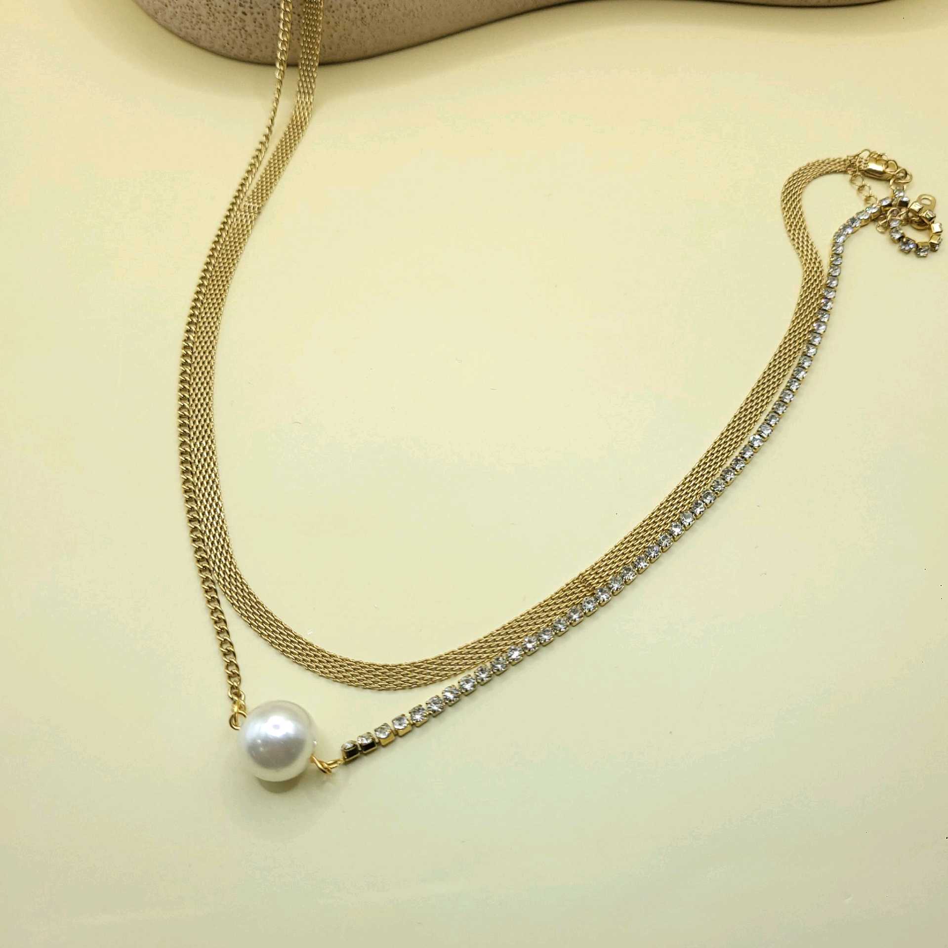 Cadena doble,  perla / acero inoxidable 