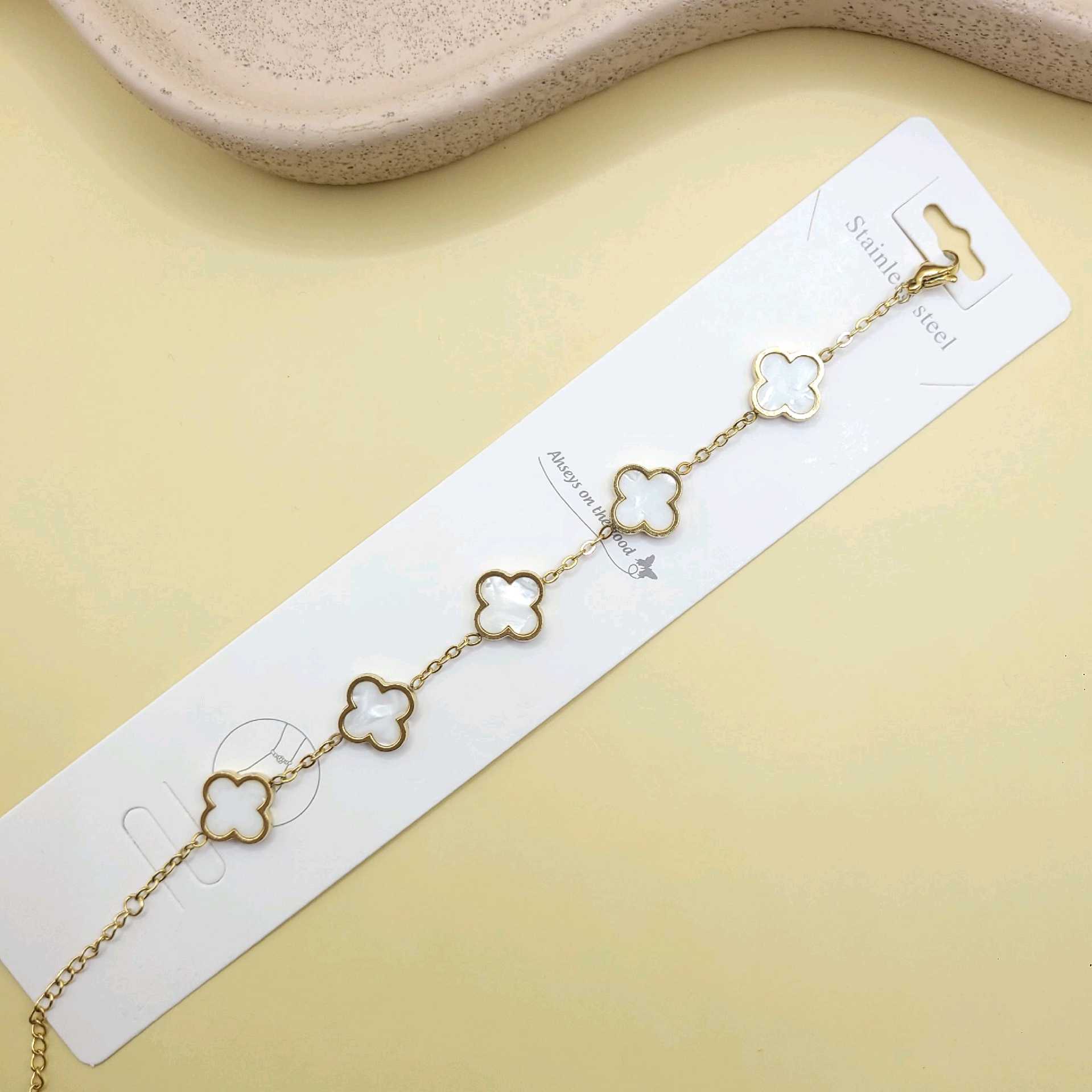 Pulsera Van Cleef blanca  / acero inoxidable 