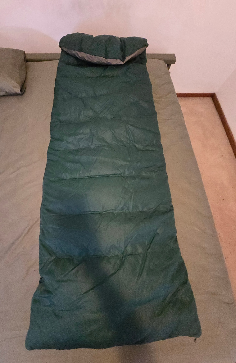 Swan Brand Sleeping Bag EUC