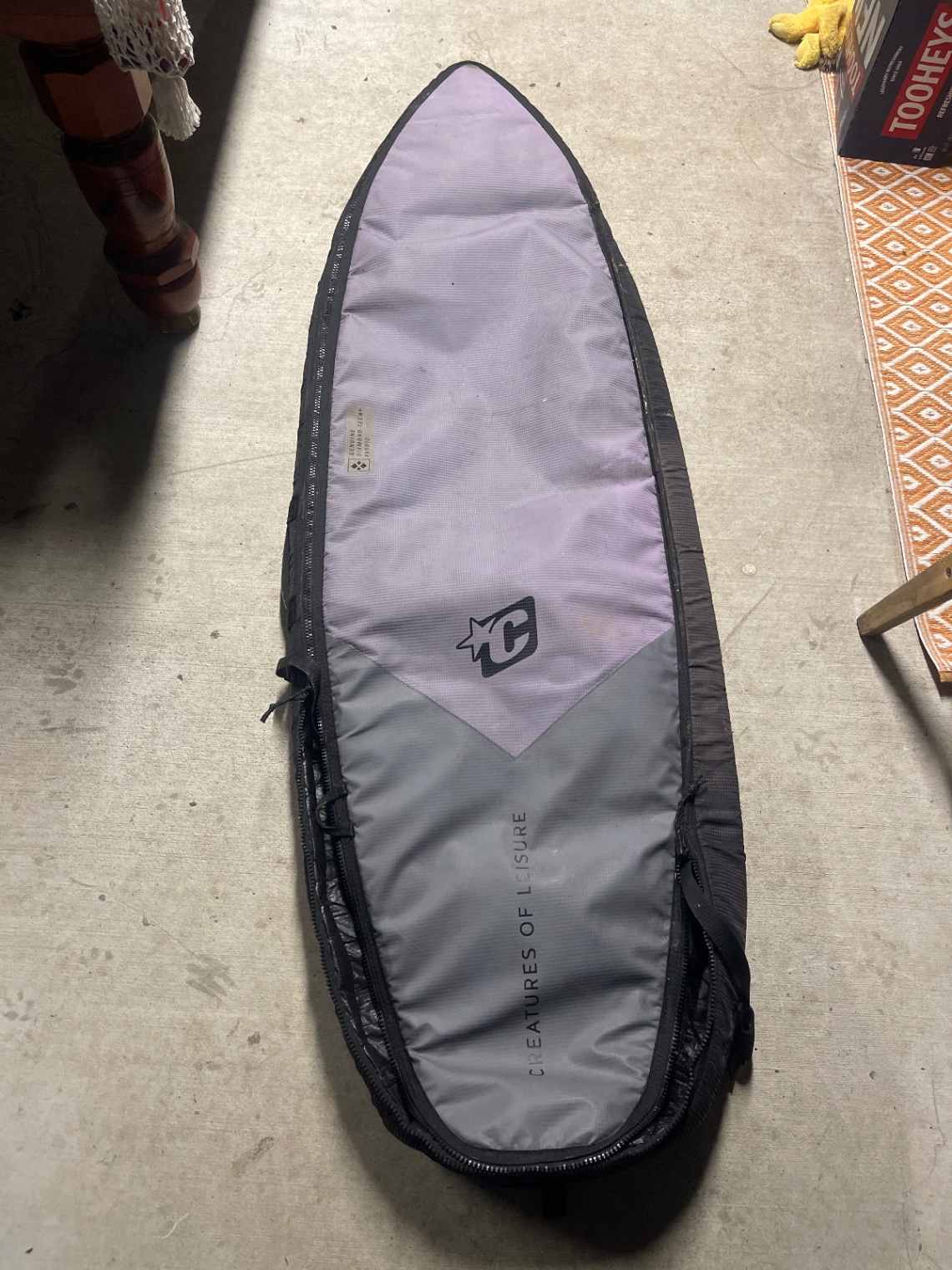 Creatures of leisure 6’2” surfboard travel bag