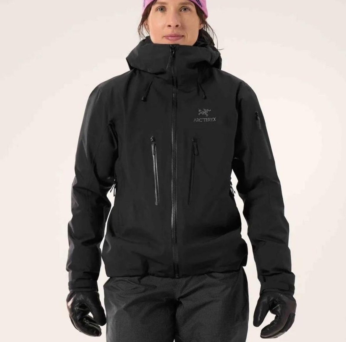 Arc’teryx women’s Alpha SV Jacket
