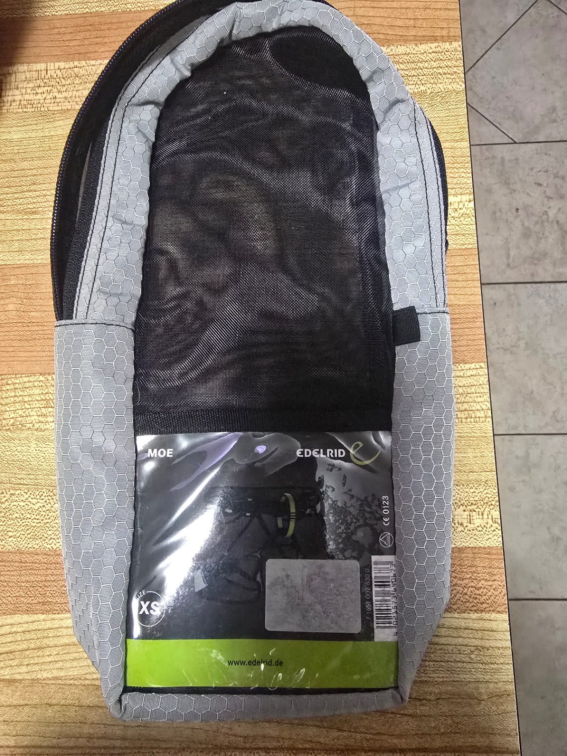 Edelrid MOE Climbing Harness in Bag EUC Size XS