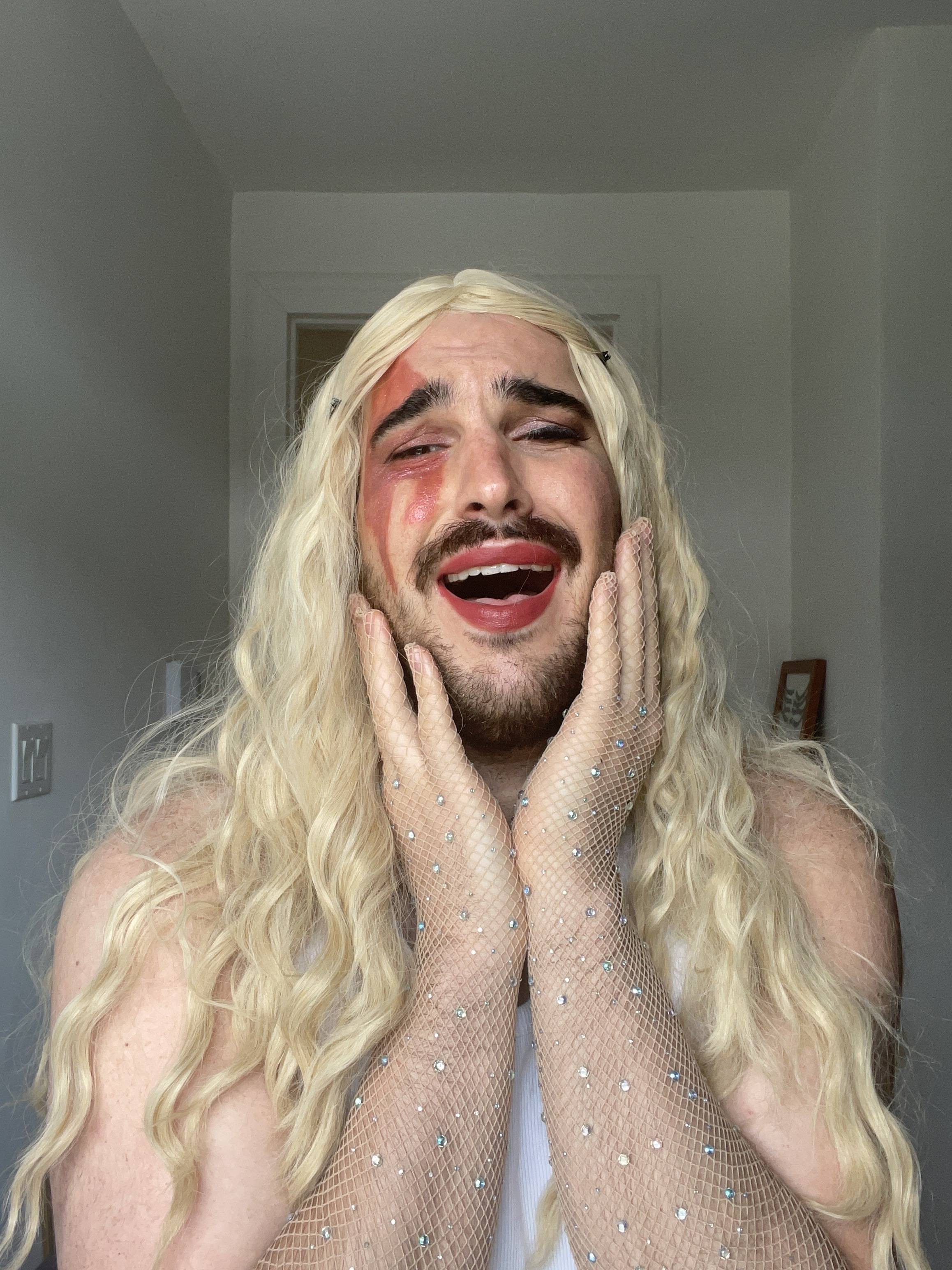 Nic's Carrie Prom Look