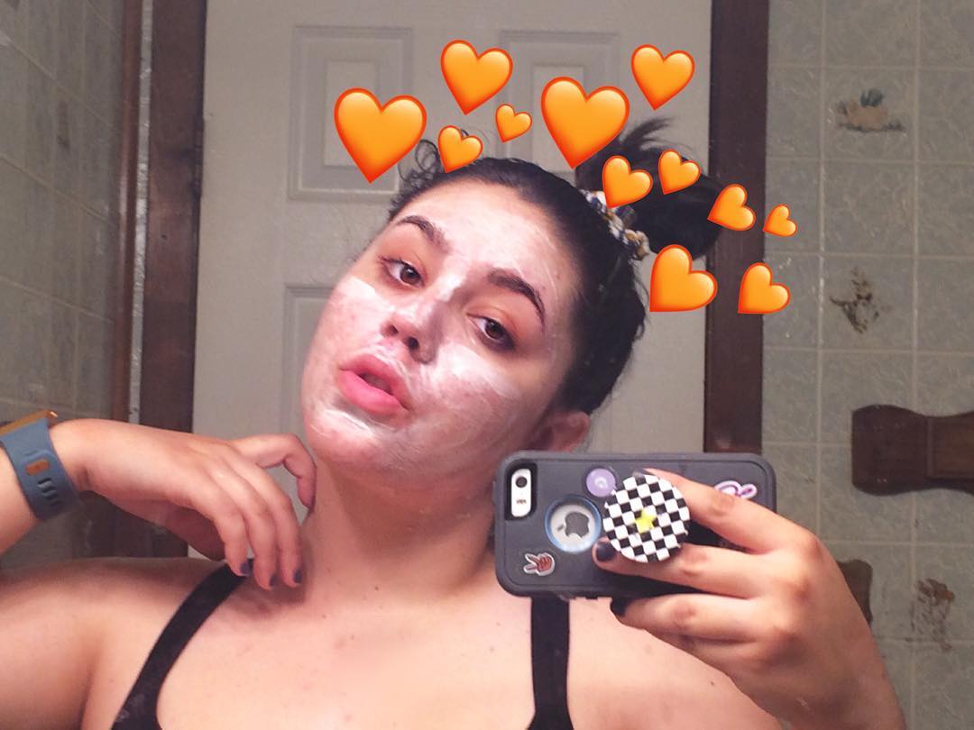 Instagram @_saritabonita
