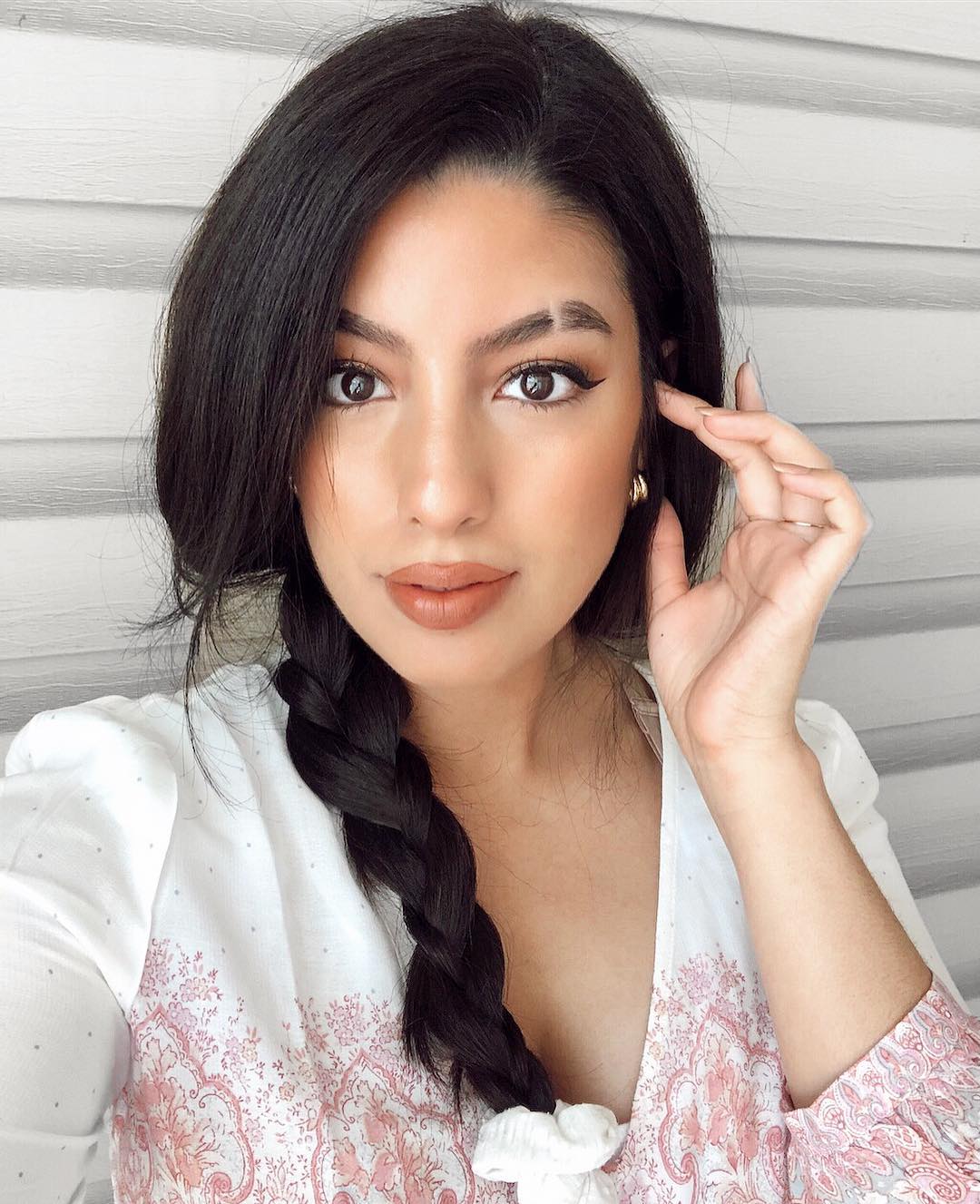 Instagram @jylocklear