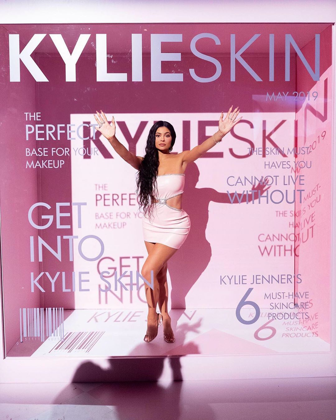 Instagram @kylieskin