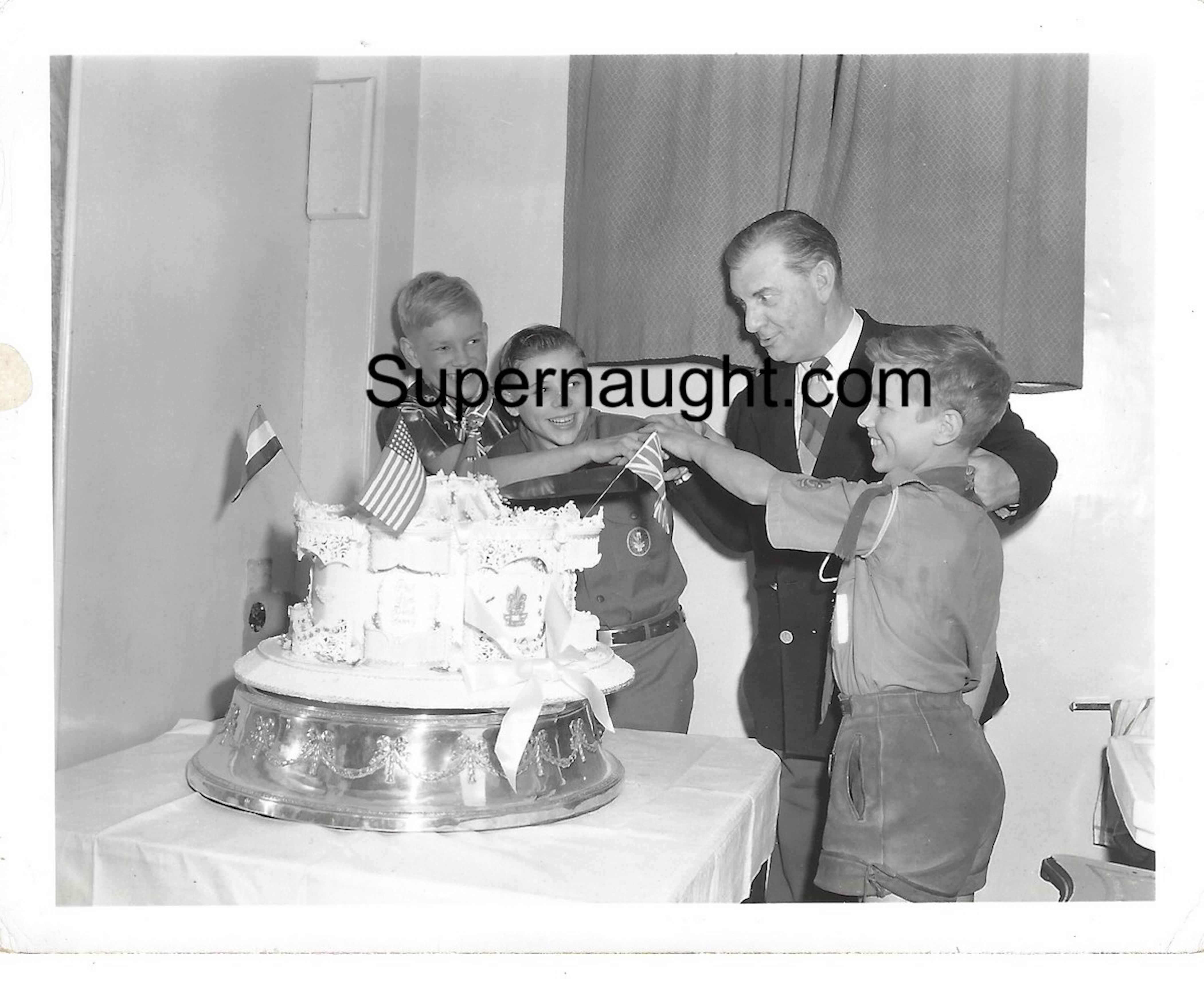John Robinson Boy Scouts Cake Photo