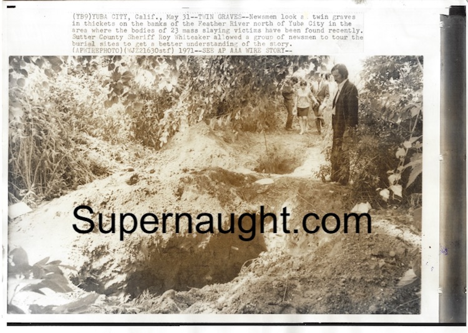Juan Corona 1971  Twin Graves Press Photo