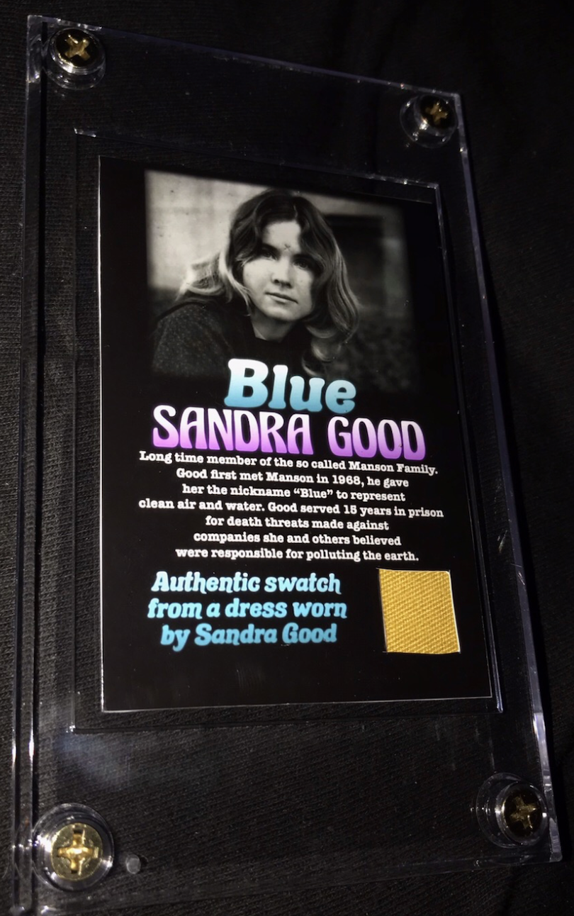 Sandra Good Clothing Swatch Collector Card