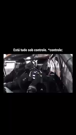 Com o volante da vida nas mãos!