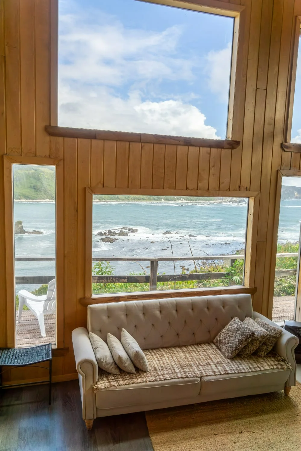 Refugio frente al Pacífico en Chiloé · Vertientes de Pumillahue