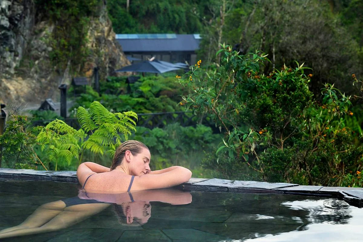 Escapada en Puelo con ticket a Termas del Sol