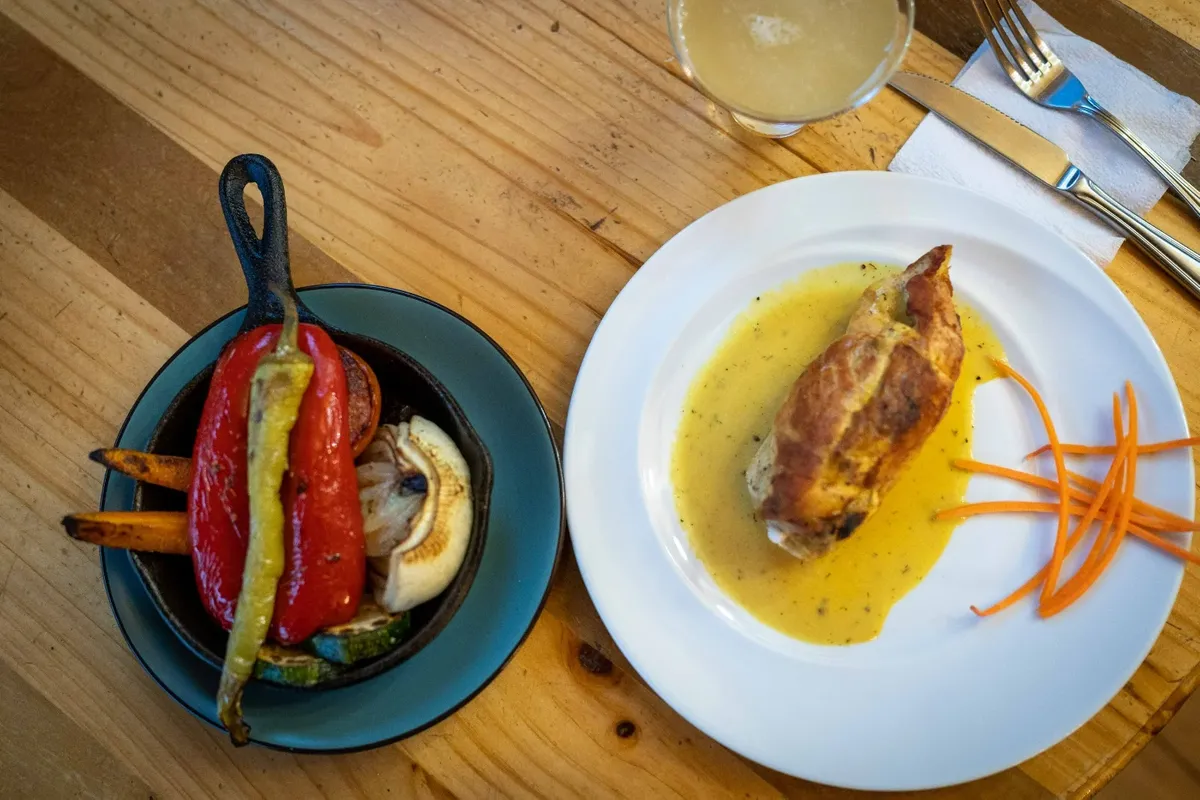 Cena Casona Distante