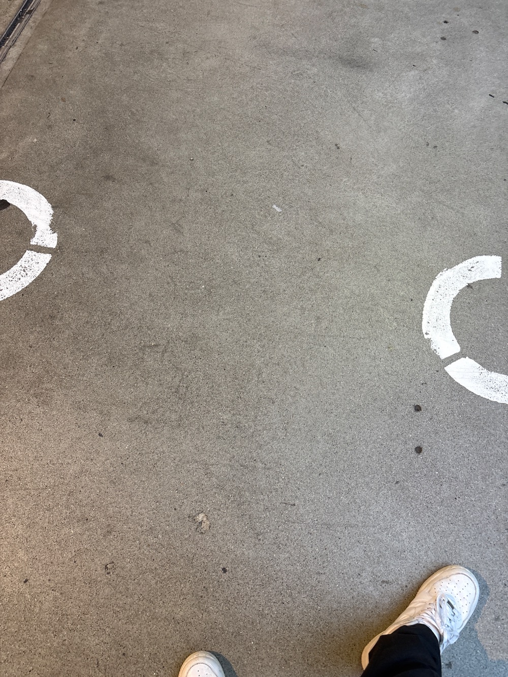 Super planche de la gare  — location planche surf