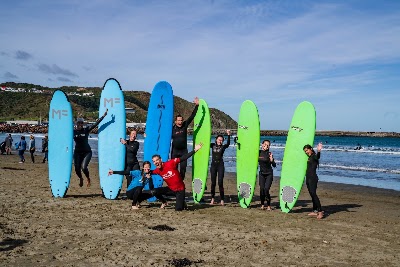 Wellington Surf Lessons