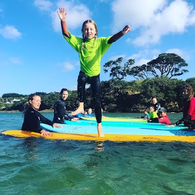 Learn 2 Surf Waipu Cove