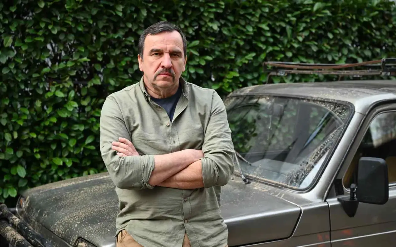 Plava krv nova RTS serija sa Nenadom Jezdićem u glavnoj ulozi