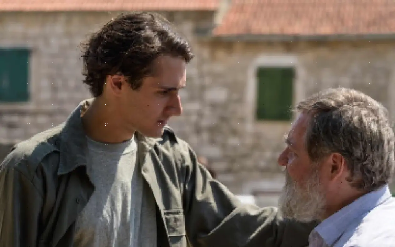 Tvrđava - 10. epizoda Scena iz 10. epizode serije „Tvrđava“ emitovane na RTS 1