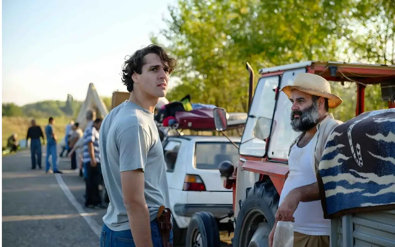 Poslednja epizoda serije Tvrđava Tvrđava 11. epizoda konvoj izbeglica i Lukina potraga za porodicom