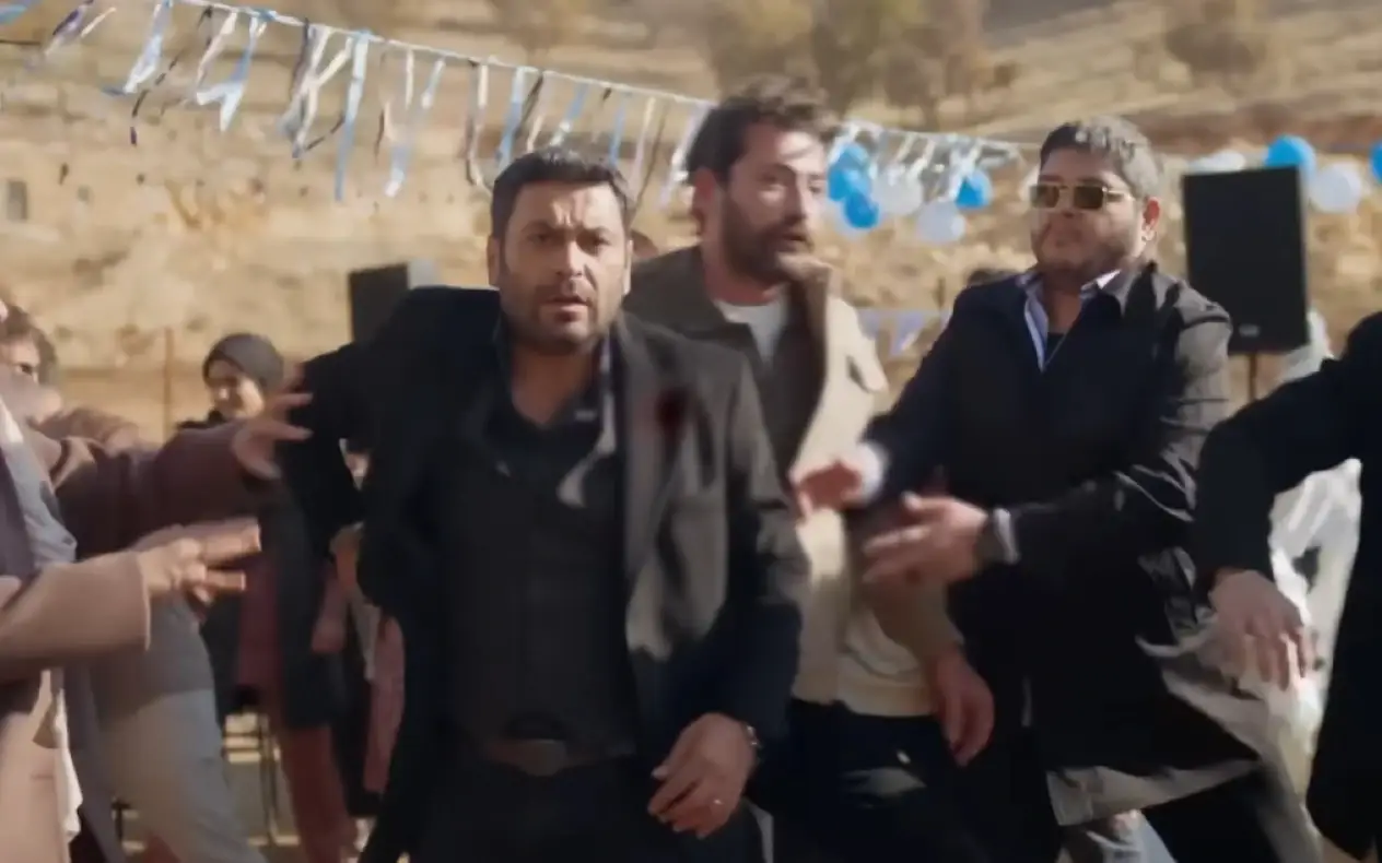 Daleki grad 42. epizoda Cihan je upucan tokom proslave