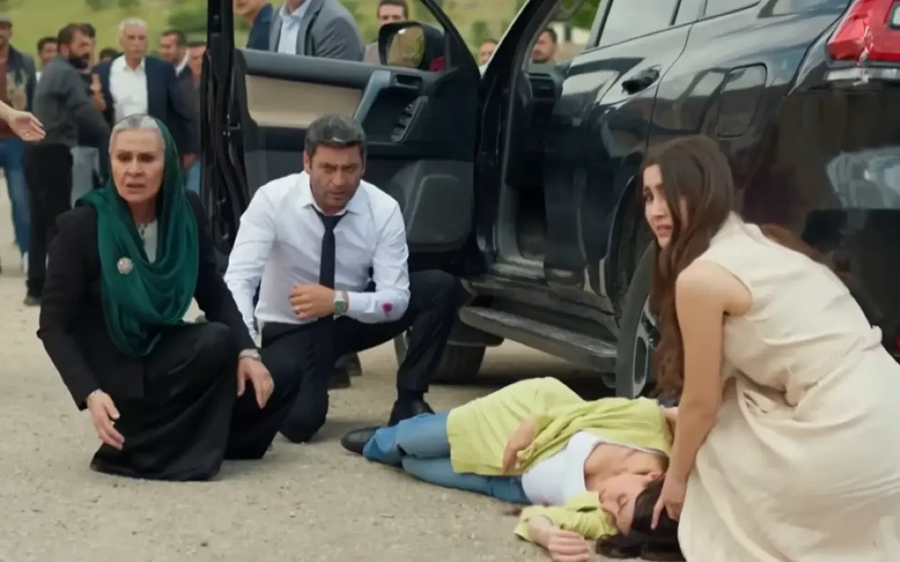 Meryem umire daleki grad 3. sezona Potvrđen kraj: Meryem umire u prvoj epizodi 3. sezone serije "Daleki grad"
