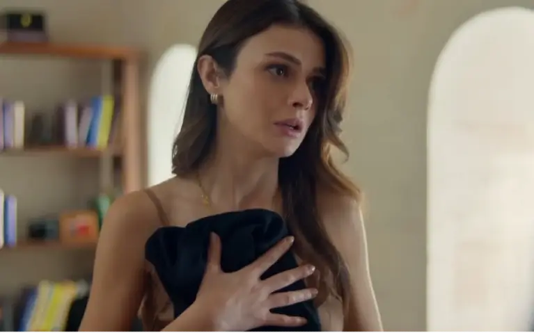 Daleki grad - epizoda 41 Alya šokirana Boranovim upadom u sobu