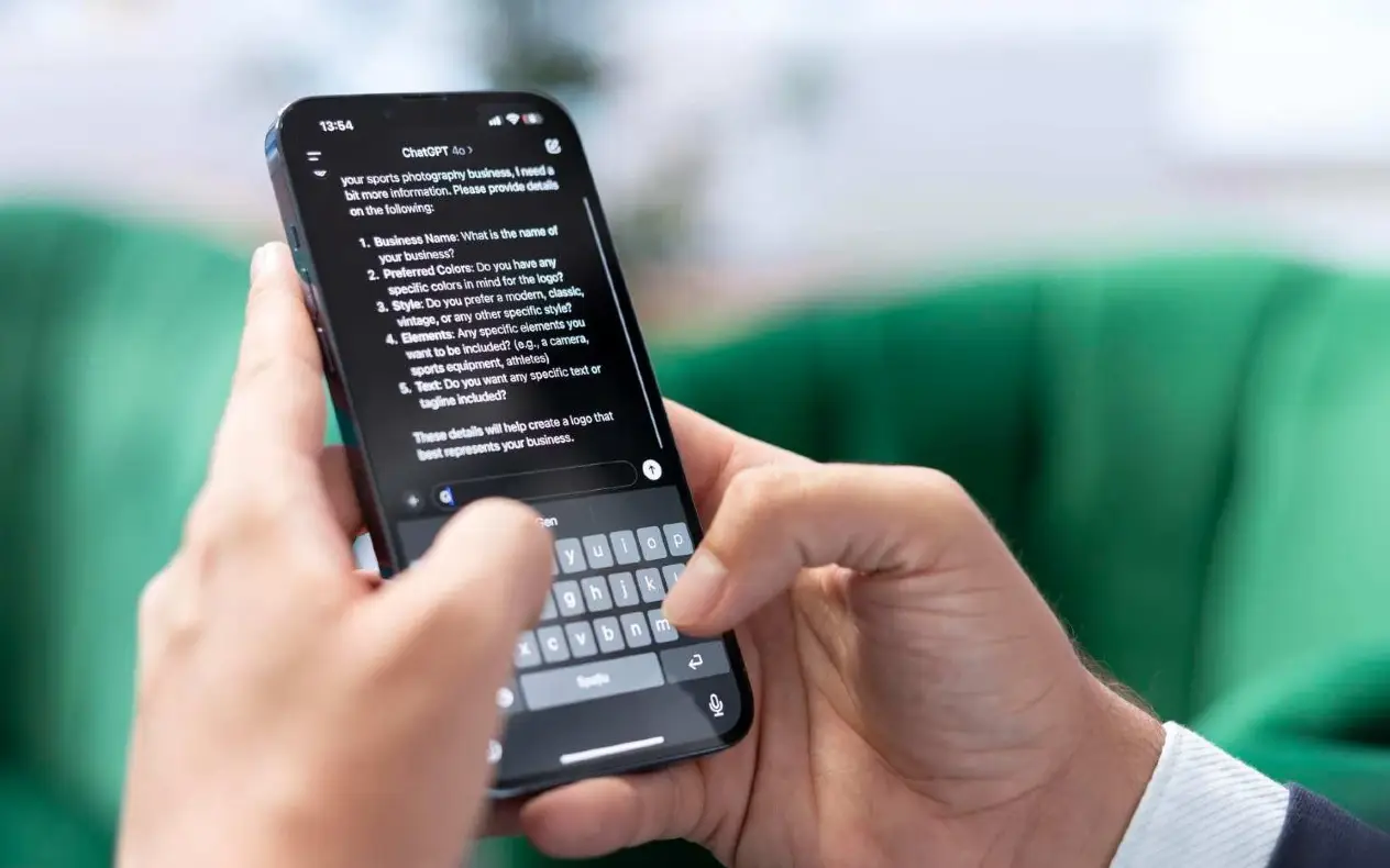 Slao mi je poruke sa lažnog profila