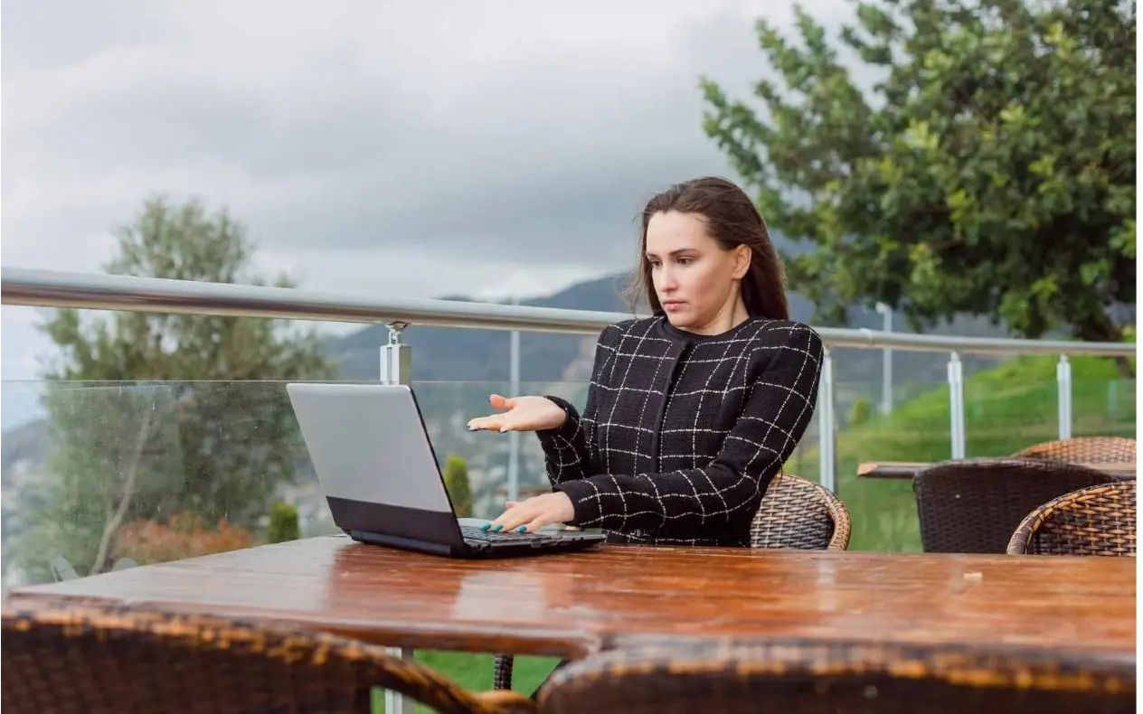 Prodaja internet Prodala sam trenerku za 10 funti, a ostala bez dečka: Ispovest devojke kojoj je kupac promenio život za dve nedelje